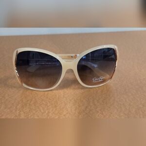 Jessica Simpson Cream and Brown Sunglasses J6011 Elegant Oversized Design